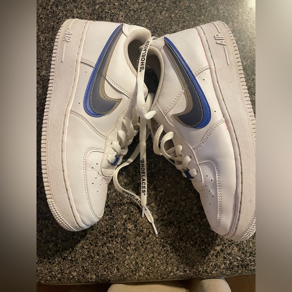 Nike Air Force 1 Youth Size 7 - Picture 4 of 5